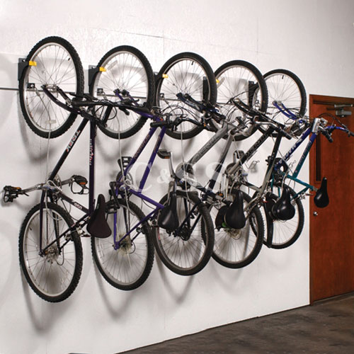hang bikes on wall